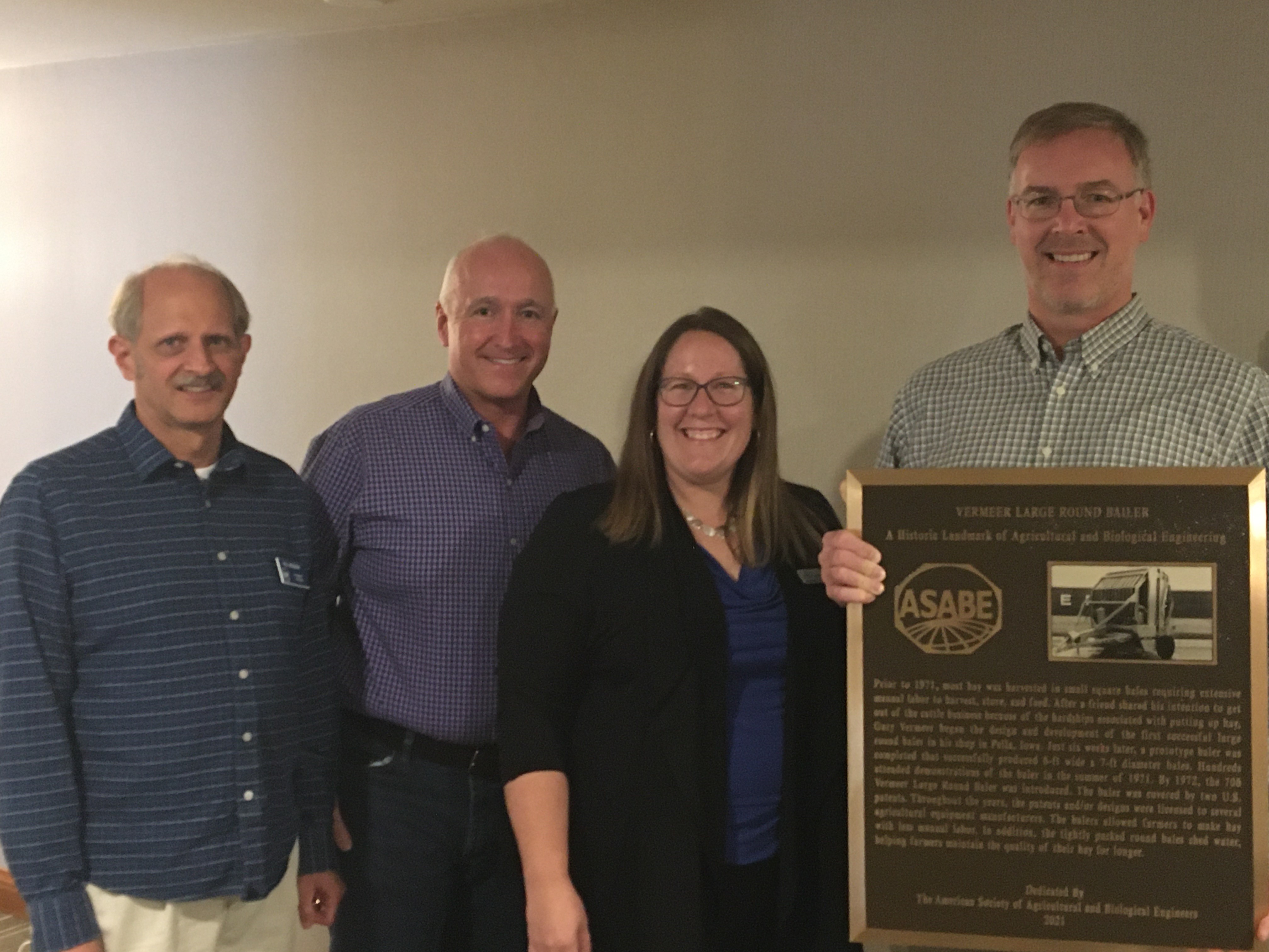 Vermeer Plaque with Vermeer official Vermeer Plaque with Vermeer official
